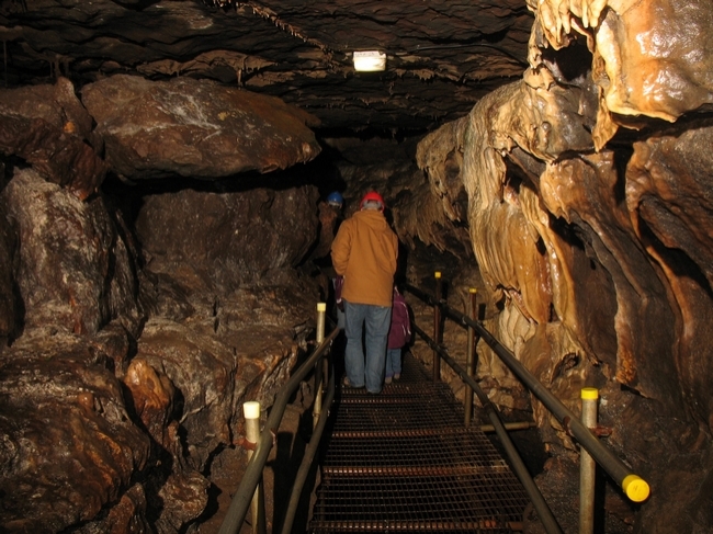 Well-dressed cavers Well-dressed cavers