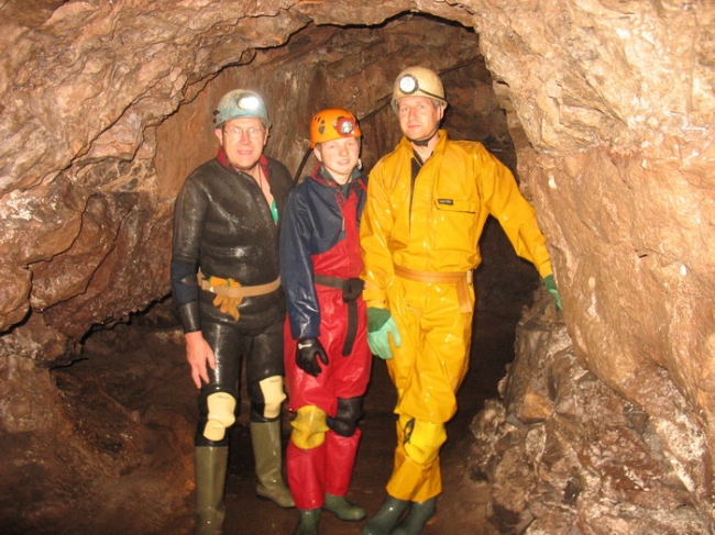 In DYO show cave