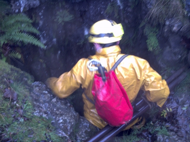 Neil descends Mistral entrance