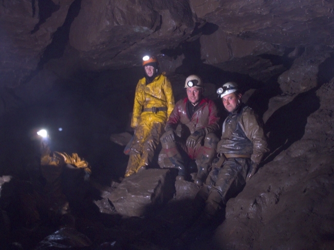 Neil, Tom, John and Kevin fairly clean on the way in 