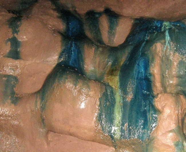 Copper staining on the walls