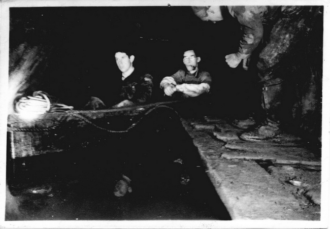 Boarding the boat at Brynlow