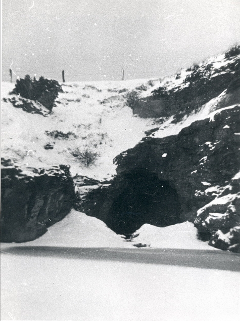 View in snow, same comment as previous picture that it could be Wood Mine.