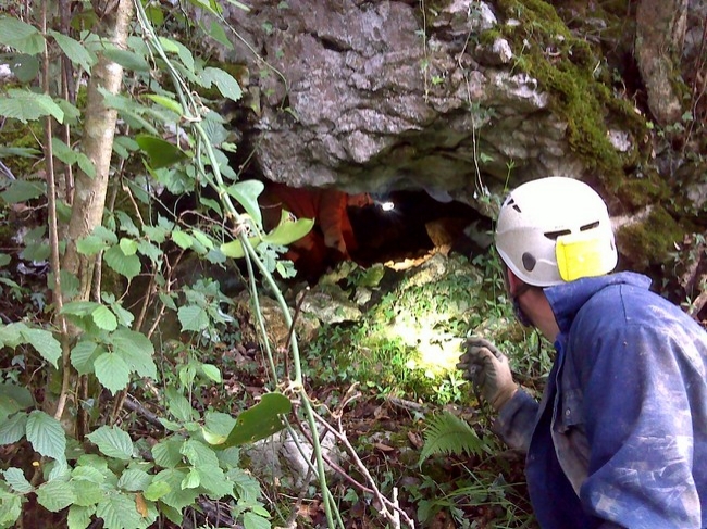 The hunt for Las Cosas