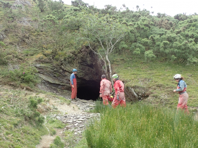 Entrance to the mine Entrance to the mine