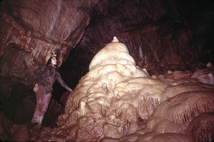 Shatter Cave formations