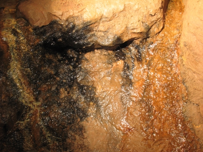 The cobalt mine - Dustbin Lid Passage